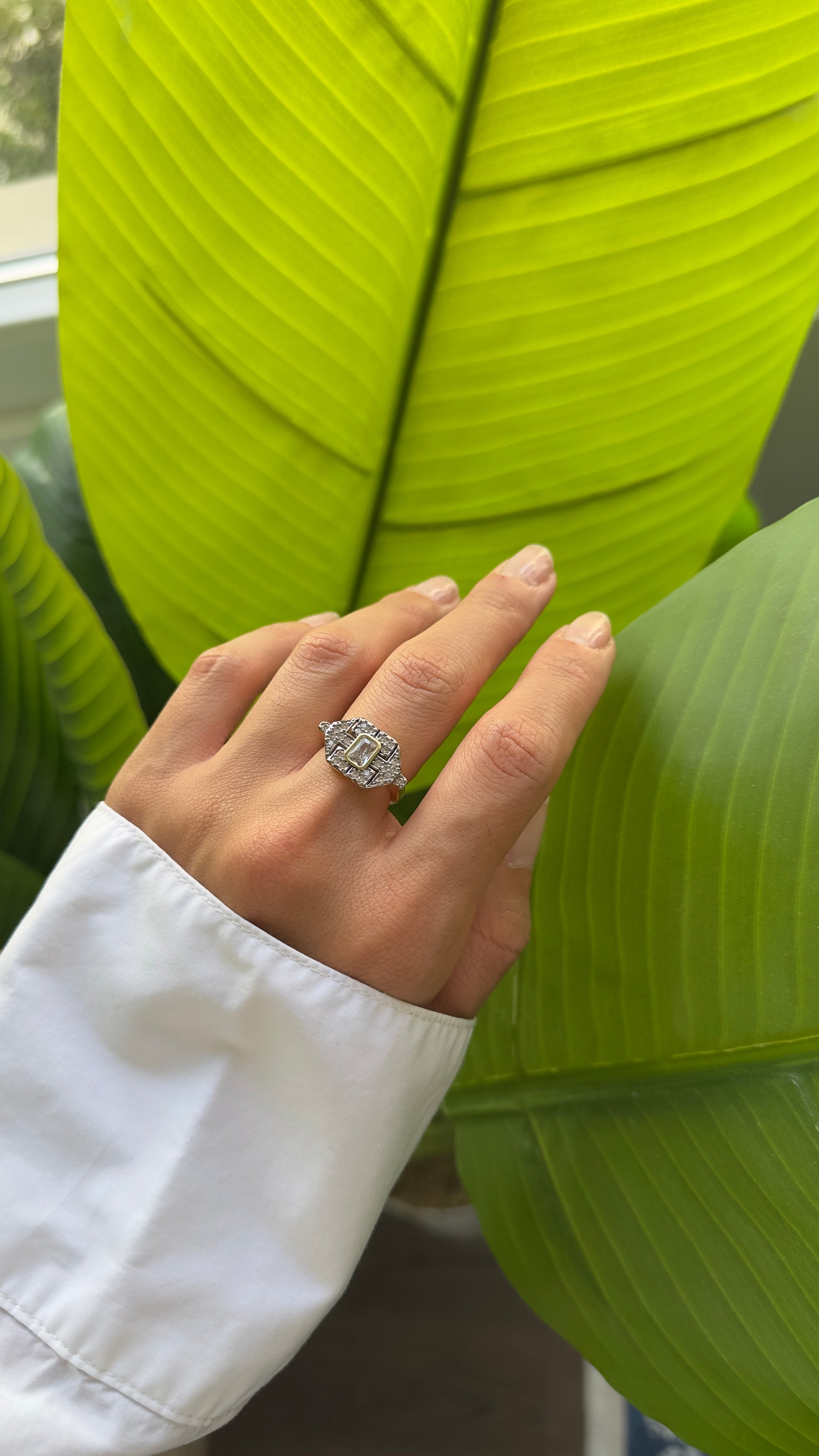 Gümüş taşlı yüzük ✨