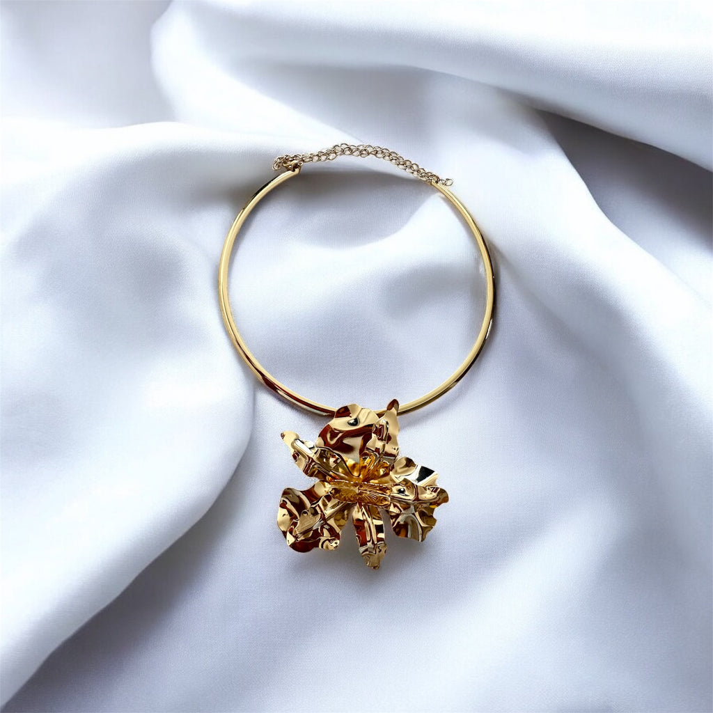 Büyük çiçek gold kolye