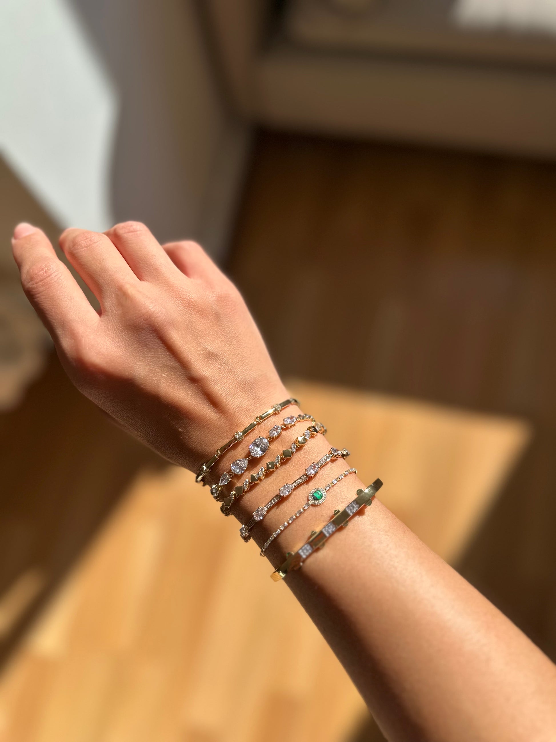 İnce taş detaylı bileklik ✨