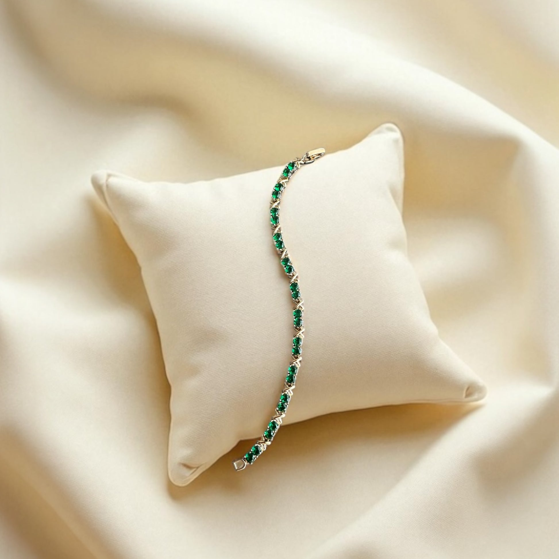 Yeşil taşlı bileklik ✨