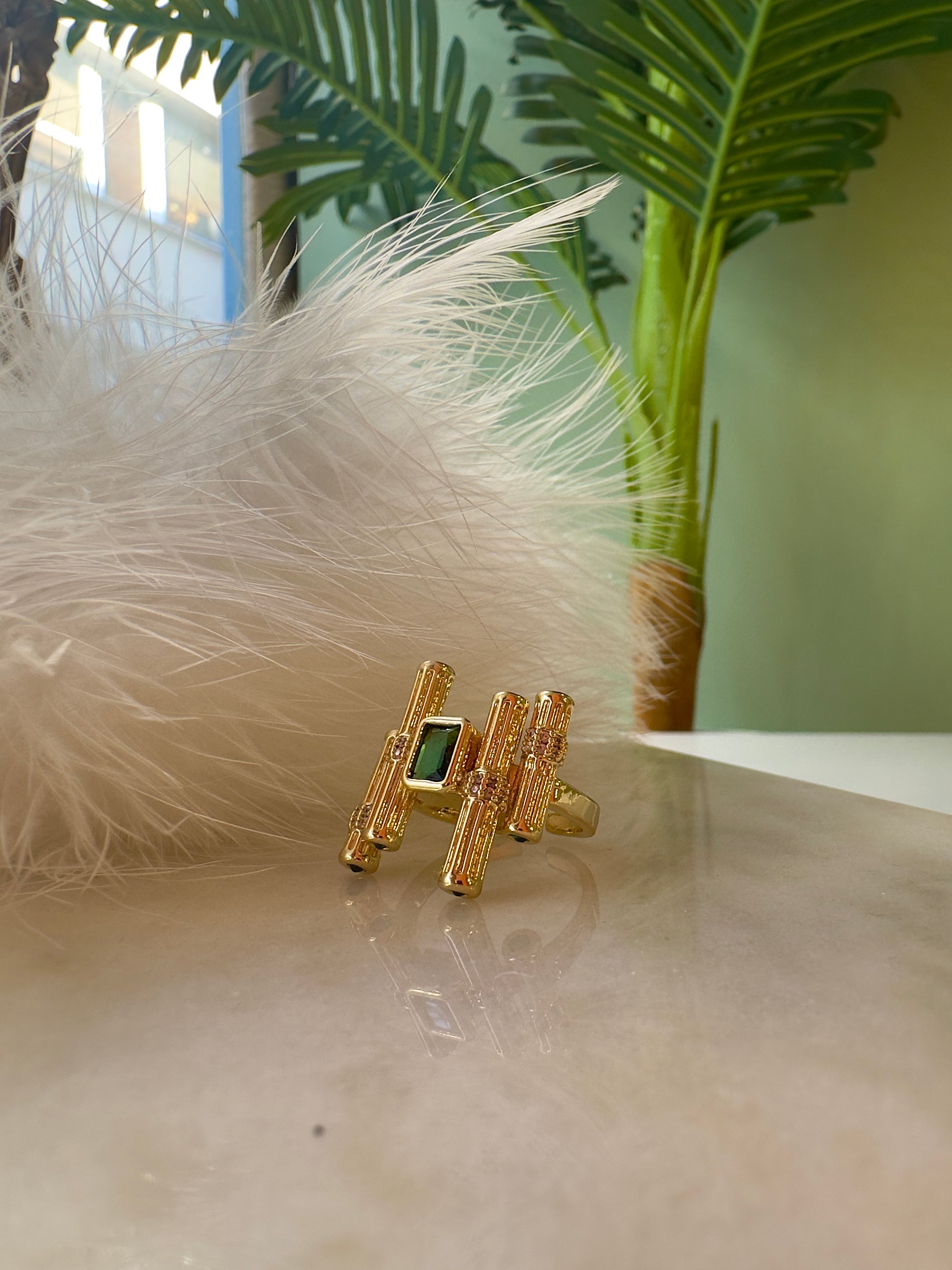 Yeşil taş detaylı ayarlanabilir yüzük