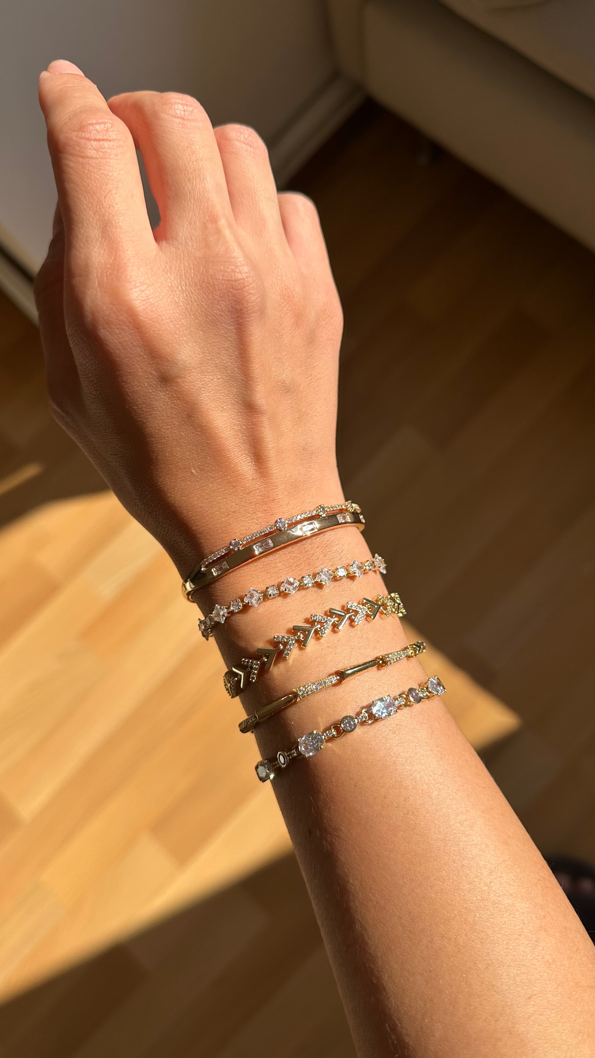 Küçük taş detaylı bileklik ✨