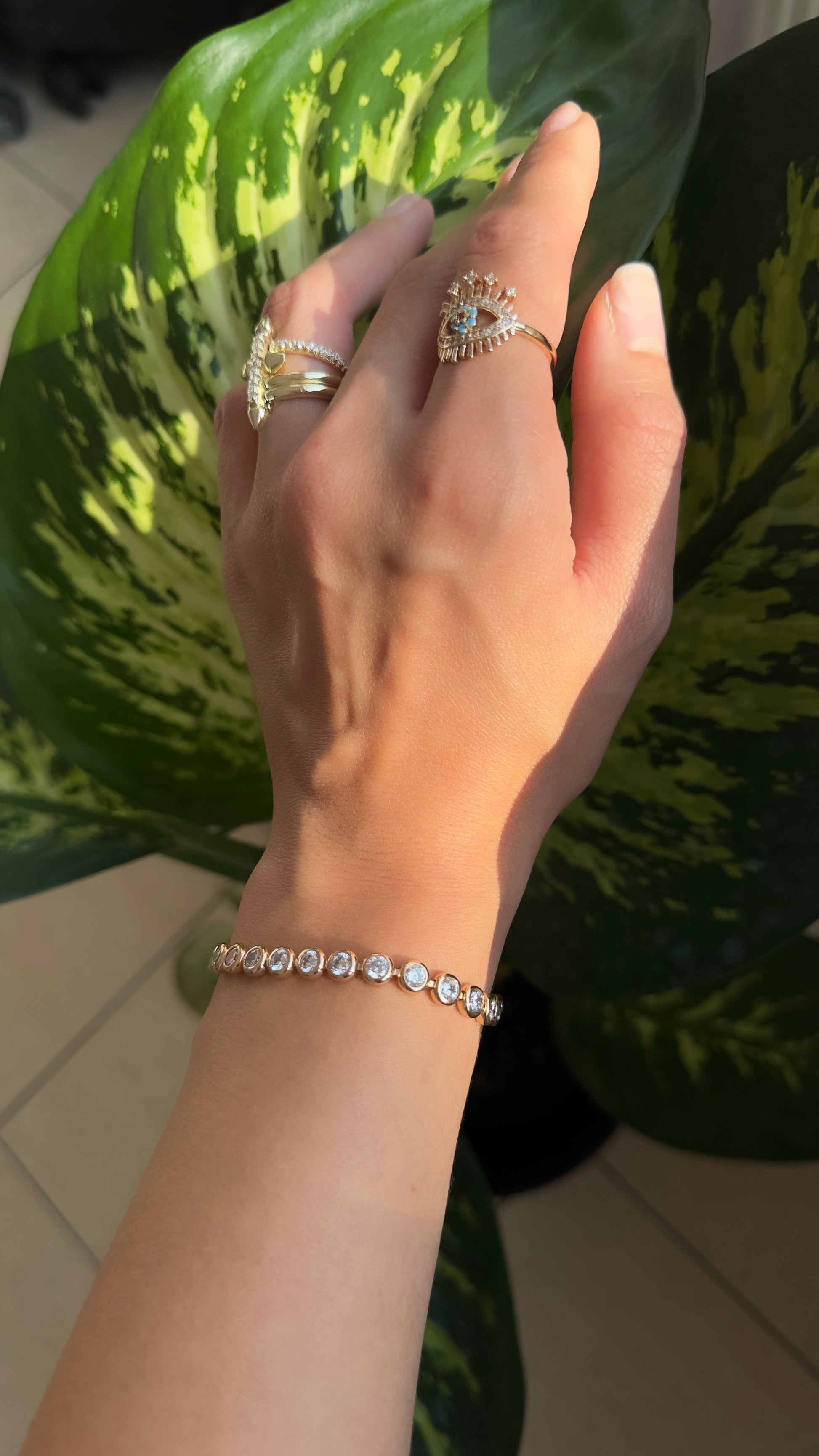 Yuvarlak taşlı bileklik ✨