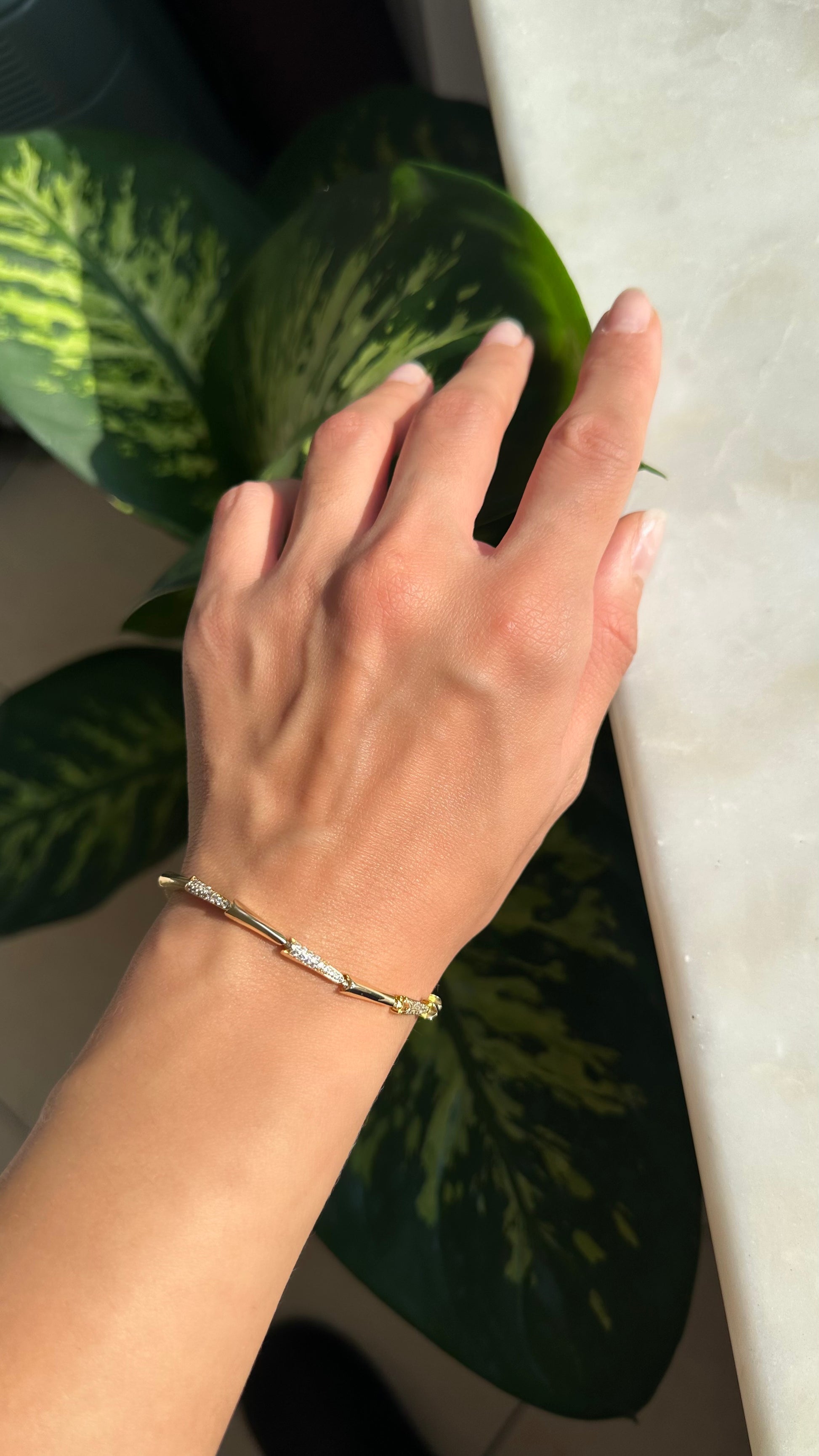 İnce taş detaylı bileklik ✨